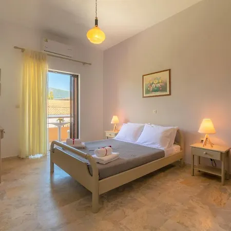 Hermes Apartments & Studios Apartment