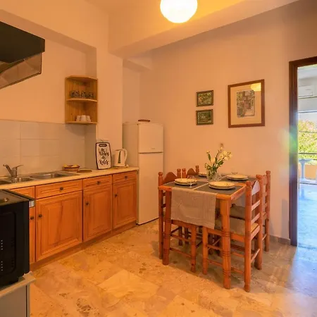 Hermes Apartments & Studios Dassia (Corfu)