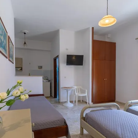 Appartamento Hermes Apartments & Studios *